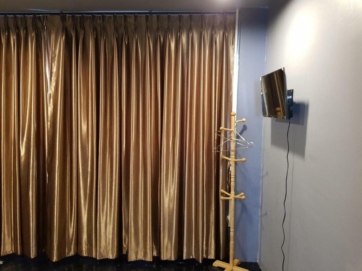 曼谷 睡猫青年旅馆酒店 外观 照片